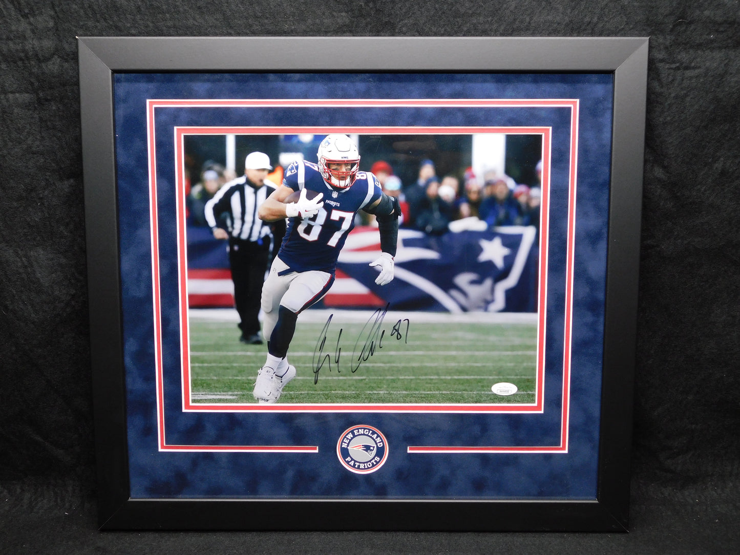Rob Gronkowski Signed Autographed Framed 11x14 Photo New England Patriots JSA COA