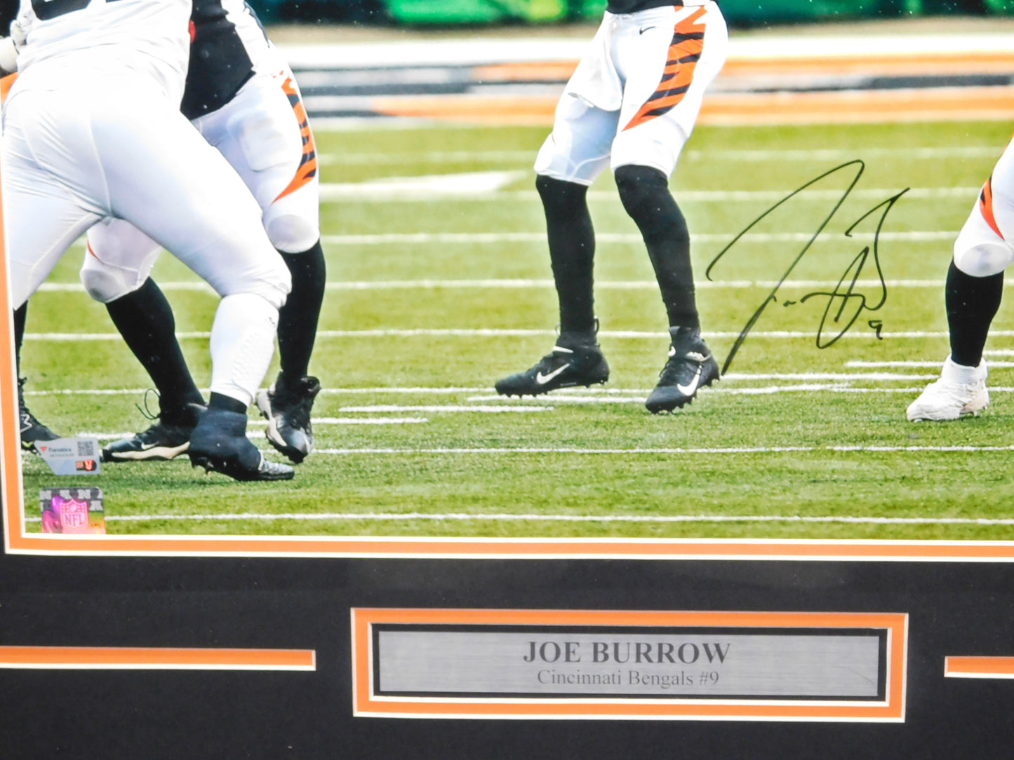 Joe Burrow Signed Autographed Framed 16x20 Photo Cincinnati Bengals Fanatics COA