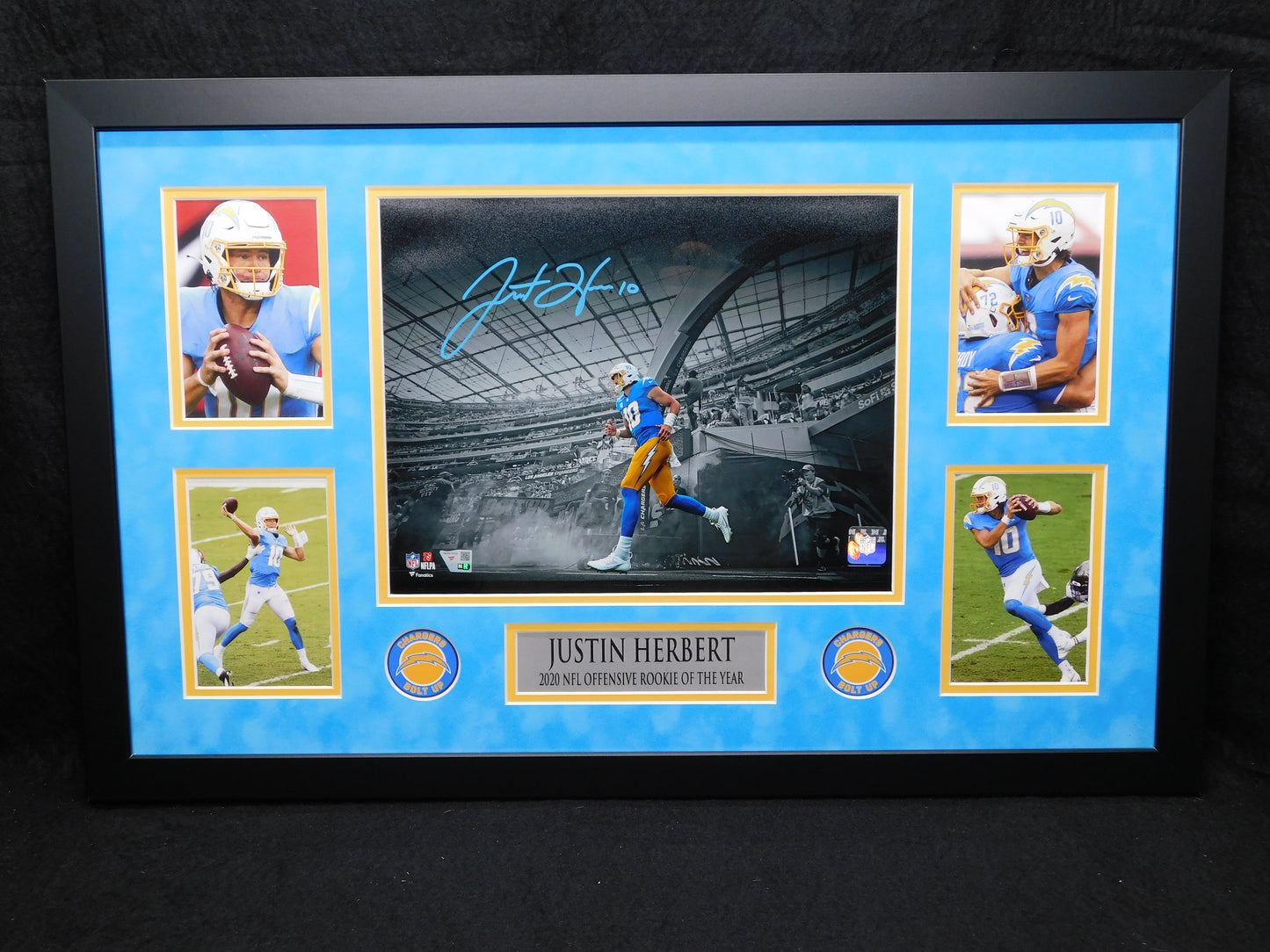 Justin Herbert Signed Autographed Framed 11x14 Photo LA Chargers Fanatics COA