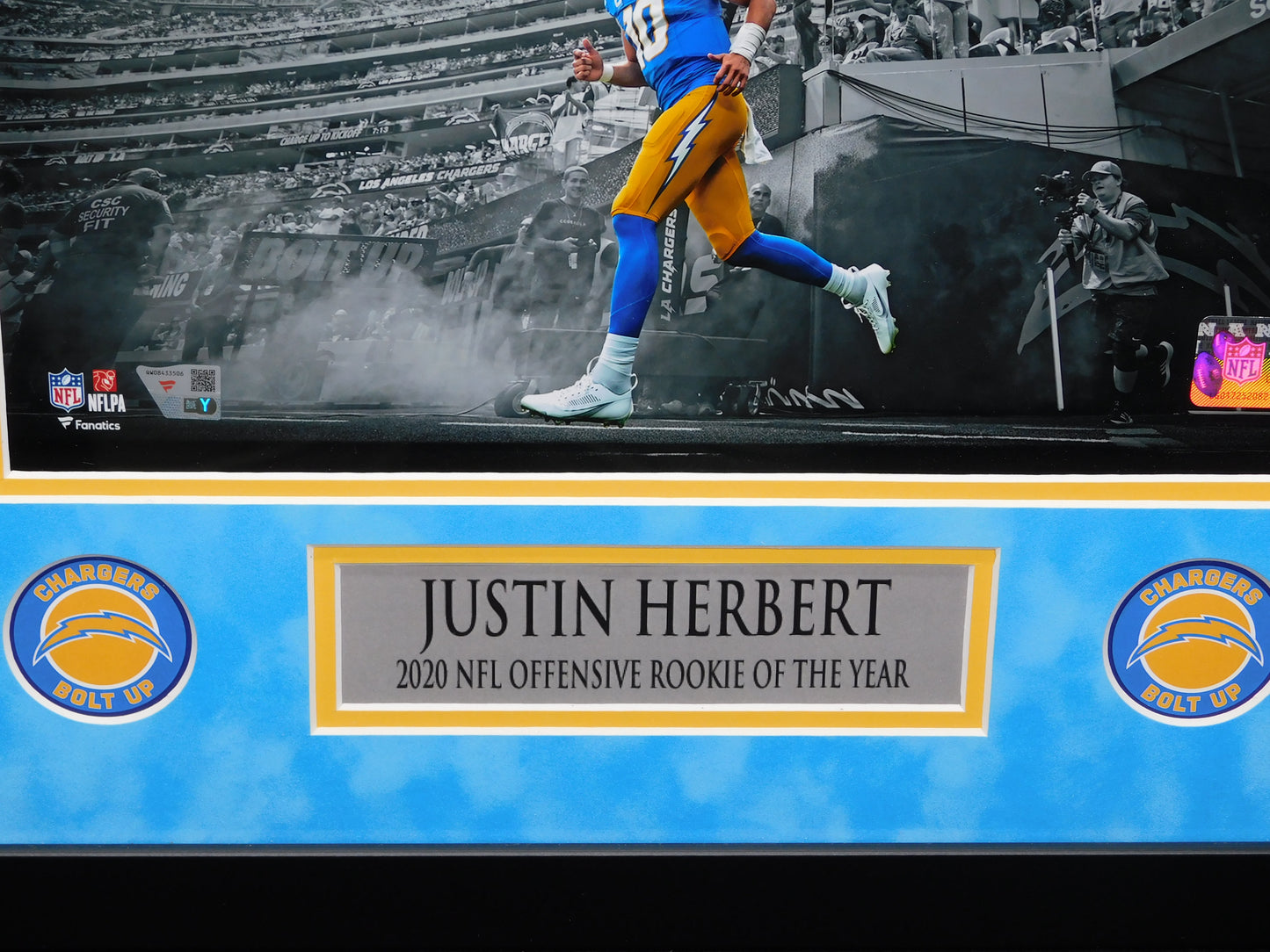 Justin Herbert Signed Autographed Framed 11x14 Photo LA Chargers Fanatics COA