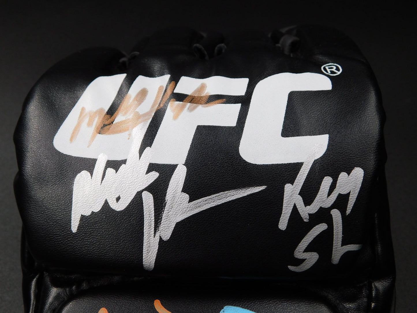 UFC Legends 5x Signed Autographed UFC Glove Shamrock Coleman Kerr Hughes Severn JSA COA
