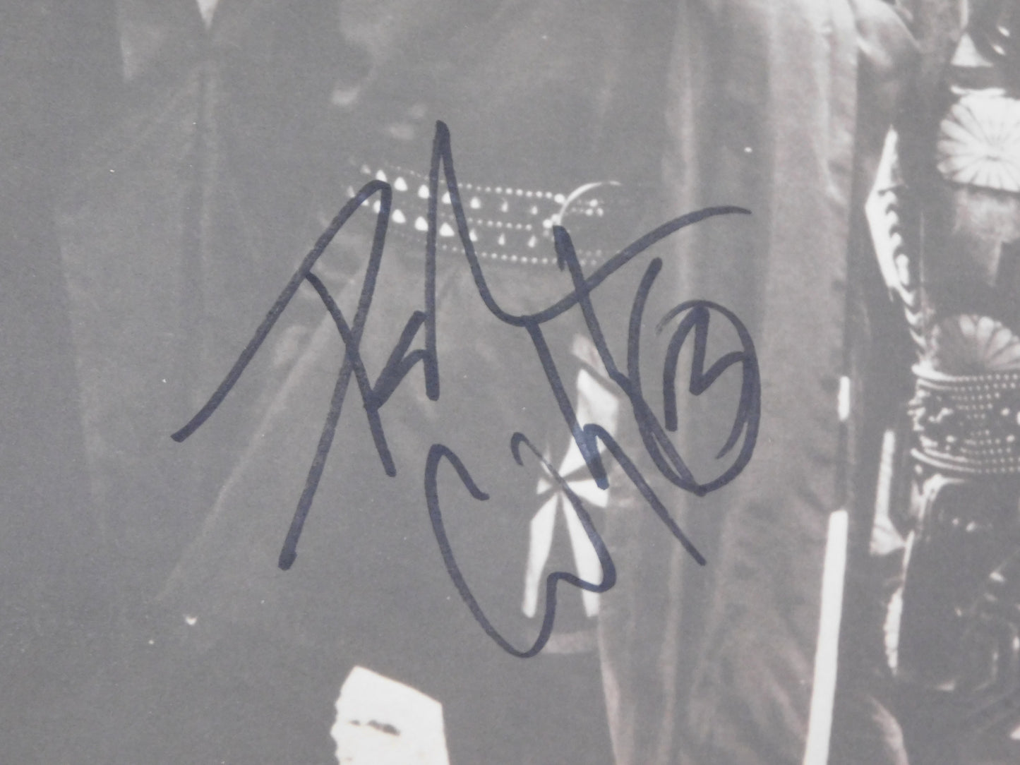 Peter Criss Signed / Autographed 11x14 Photo KISS JSA COA