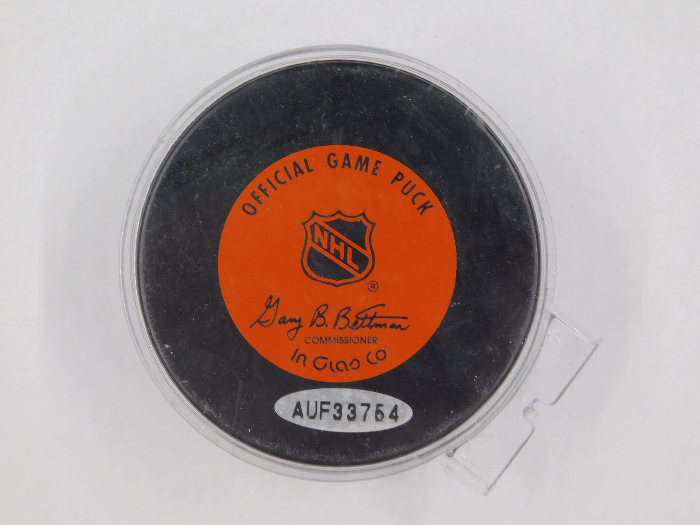 Wayne Gretzky Signed Autographed Hockey Puck Los Angeles Kings Upper Deck UDA COA