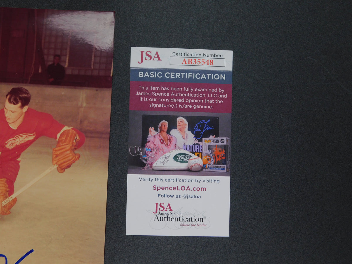 Gordie Howe Signed Autographed 8x10 Photo JSA COA Detroit Red Wings