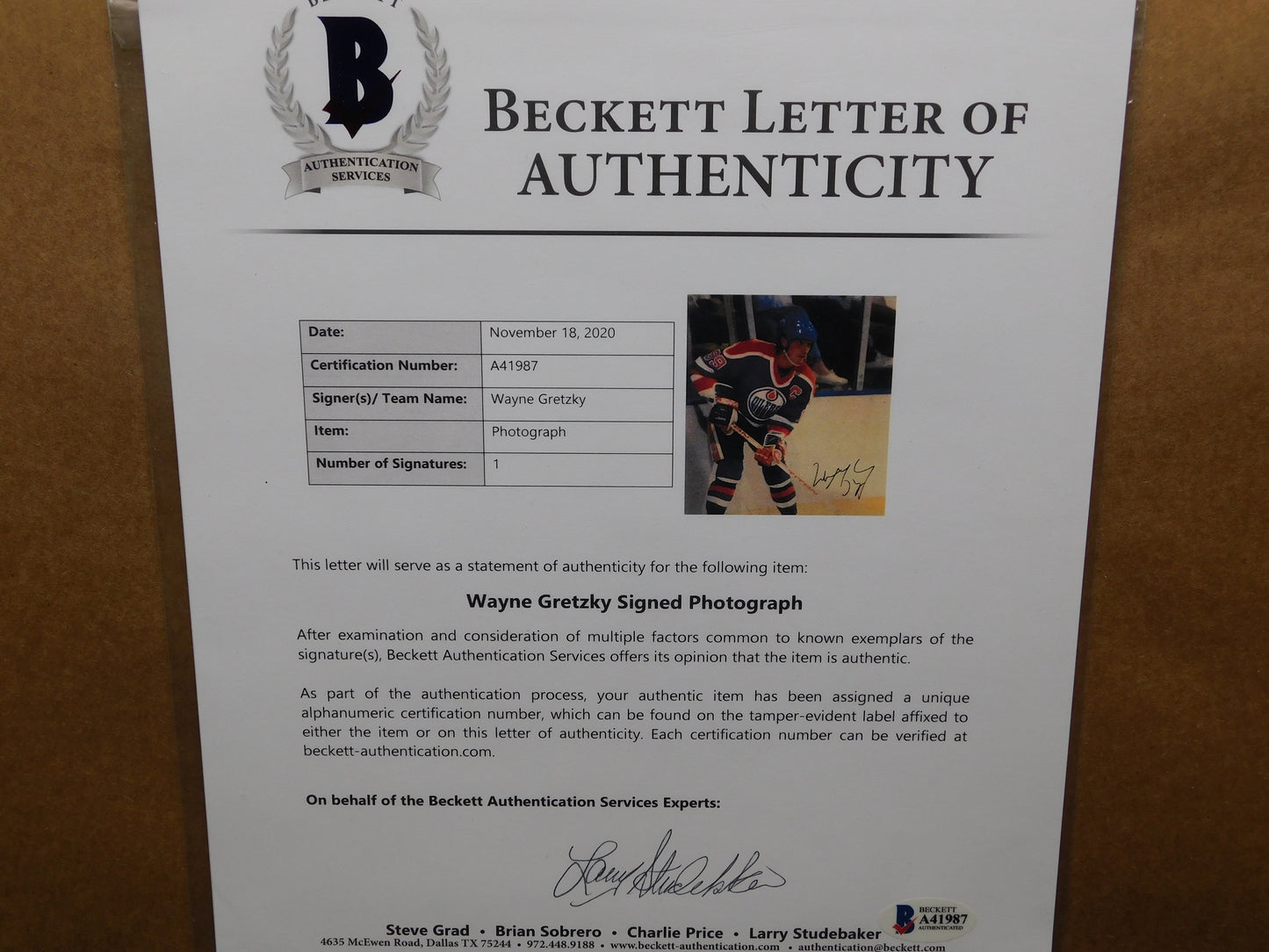 Wayne Gretzky Signed Autographed Framed Photo Oilers Rangers The Great One BAS LOA