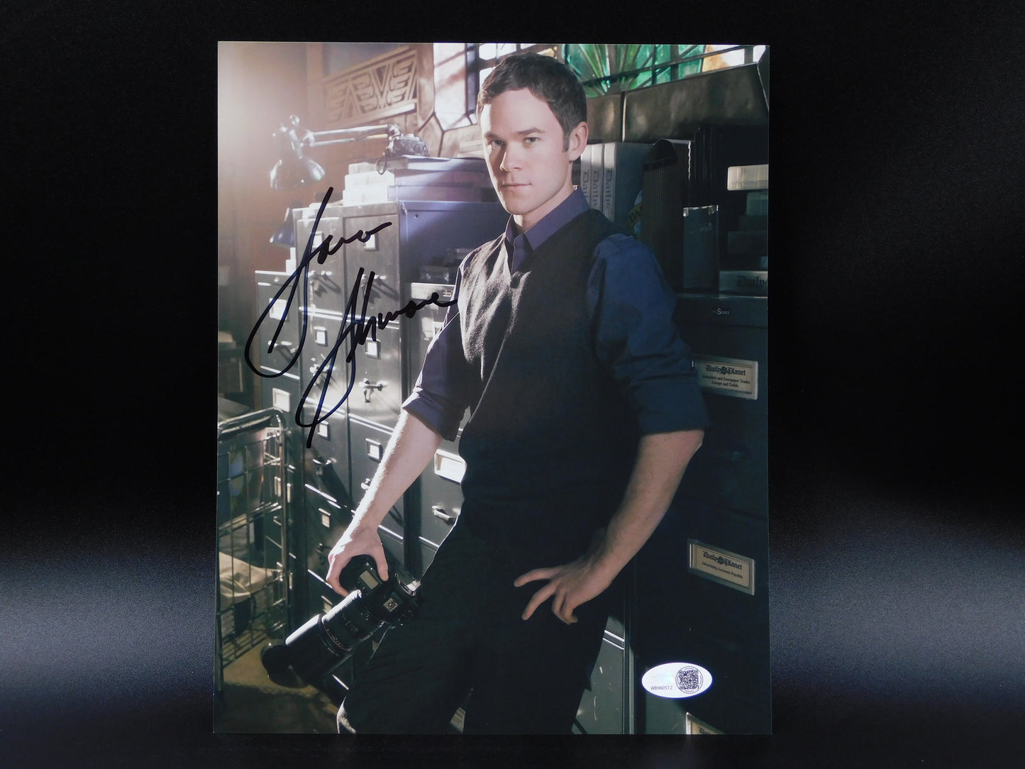 Aaron Ashmore Signed Autographed 8x10 Photo Actor The CW Smallville DC JSA COA A