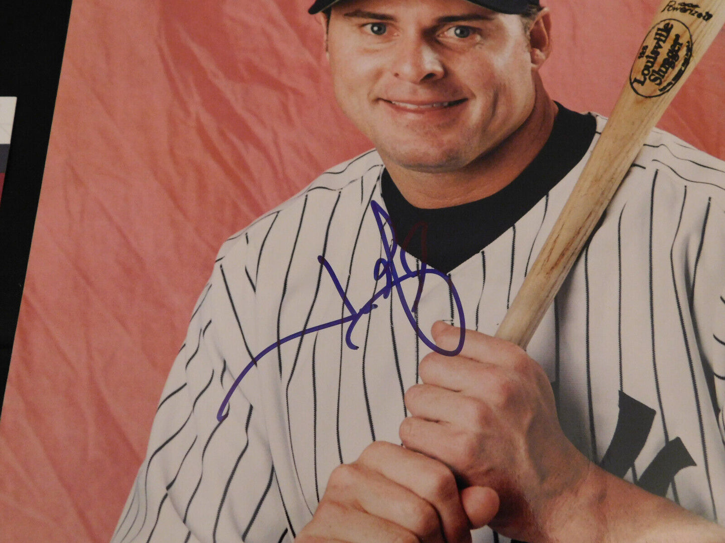 JASON GIAMBI Signed / Autographed 8x10 New York Yankees Team Photo JSA COA