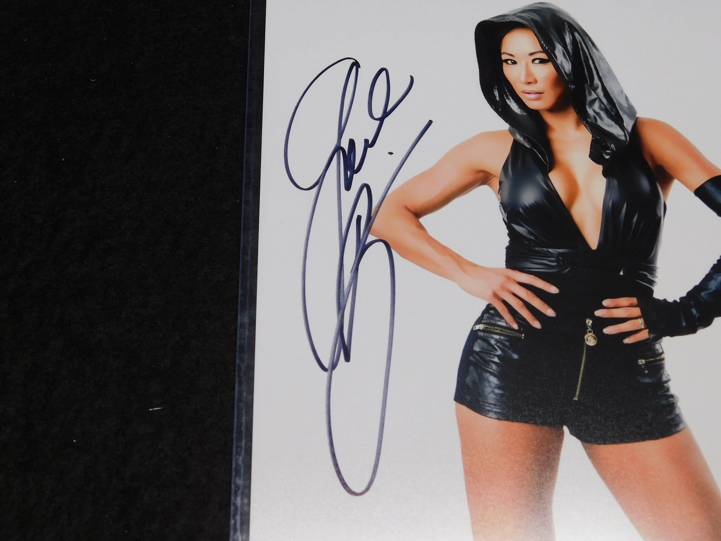 Gail Kim Signed Autographed 8x10 Photo TNA Knockout Womens Champion WWE AEW JSA COA (B)