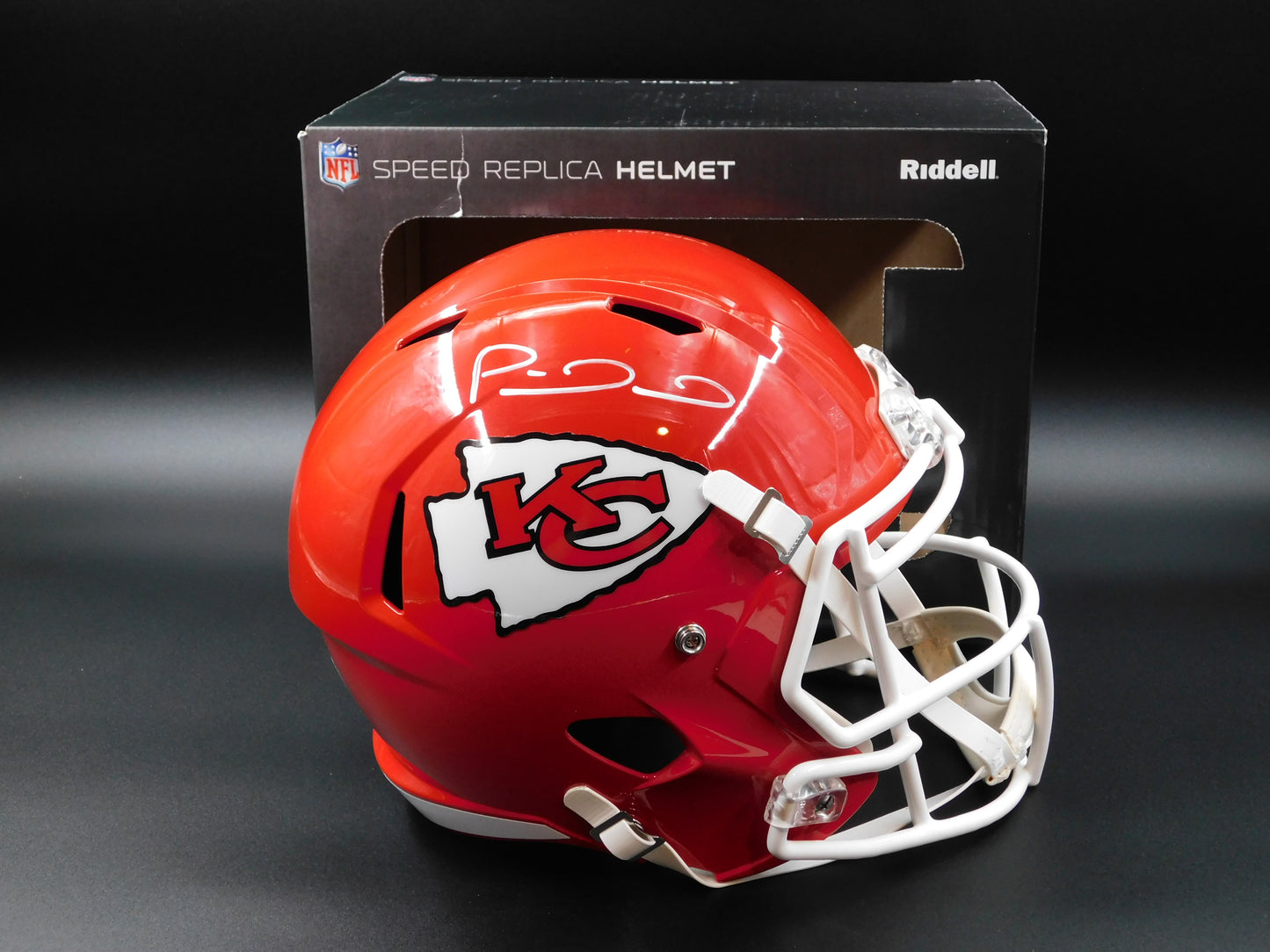 Patrick Mahomes Signed / Autographed Full Size Kansas City Chiefs Speed Helmet Fanatics COA