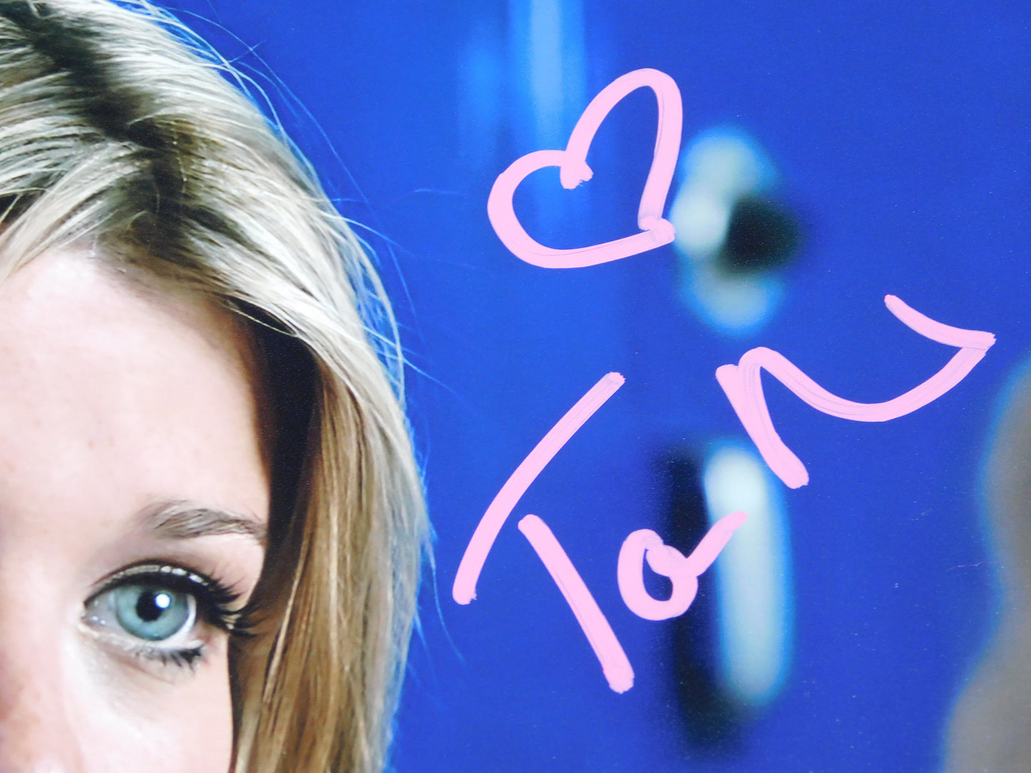 Tara Reid / Autographed 8x10 Photo JSA COA American Pie