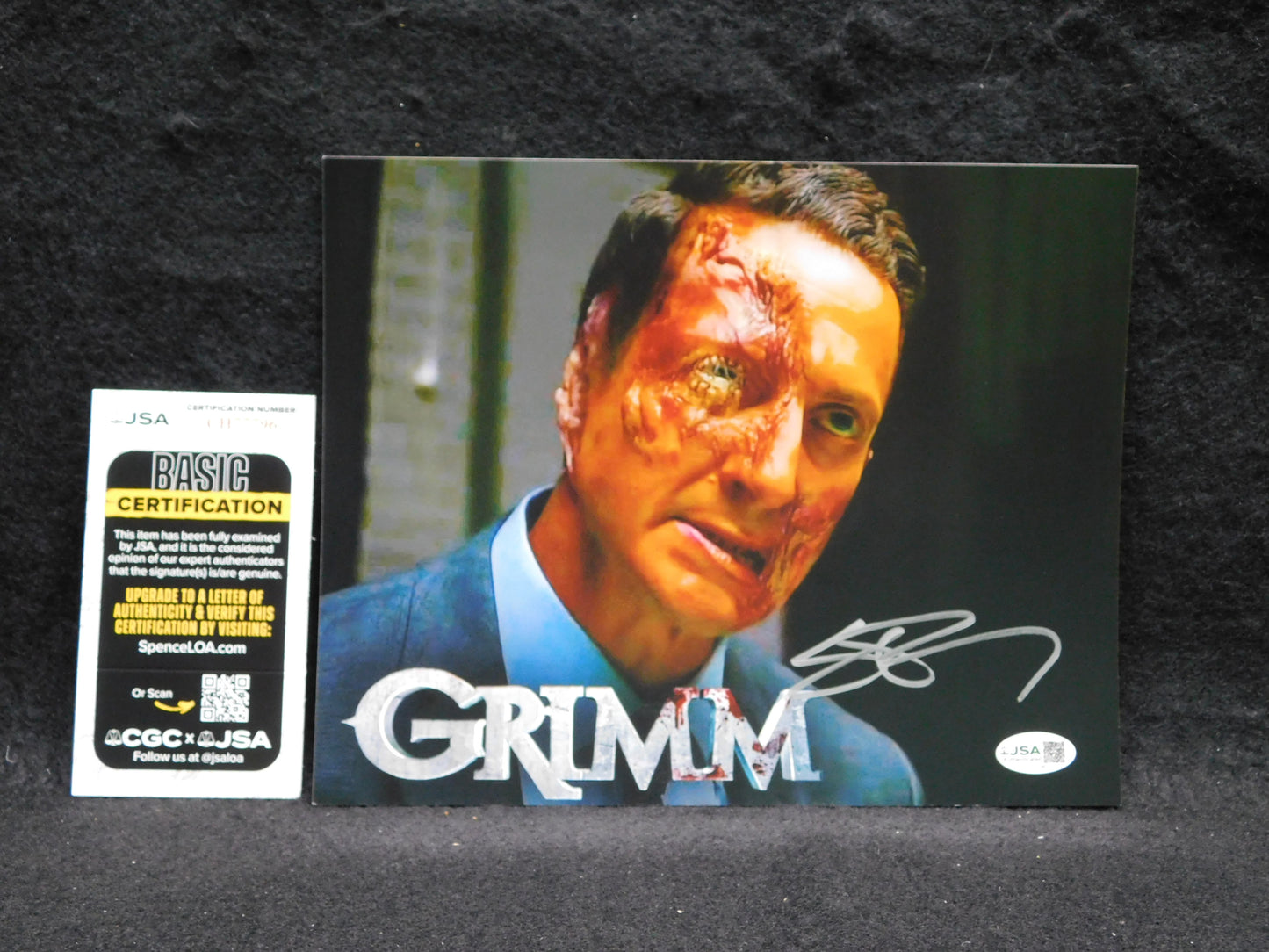 Sasha Roiz Signed / Autographed 8x10 Photo JSA COA