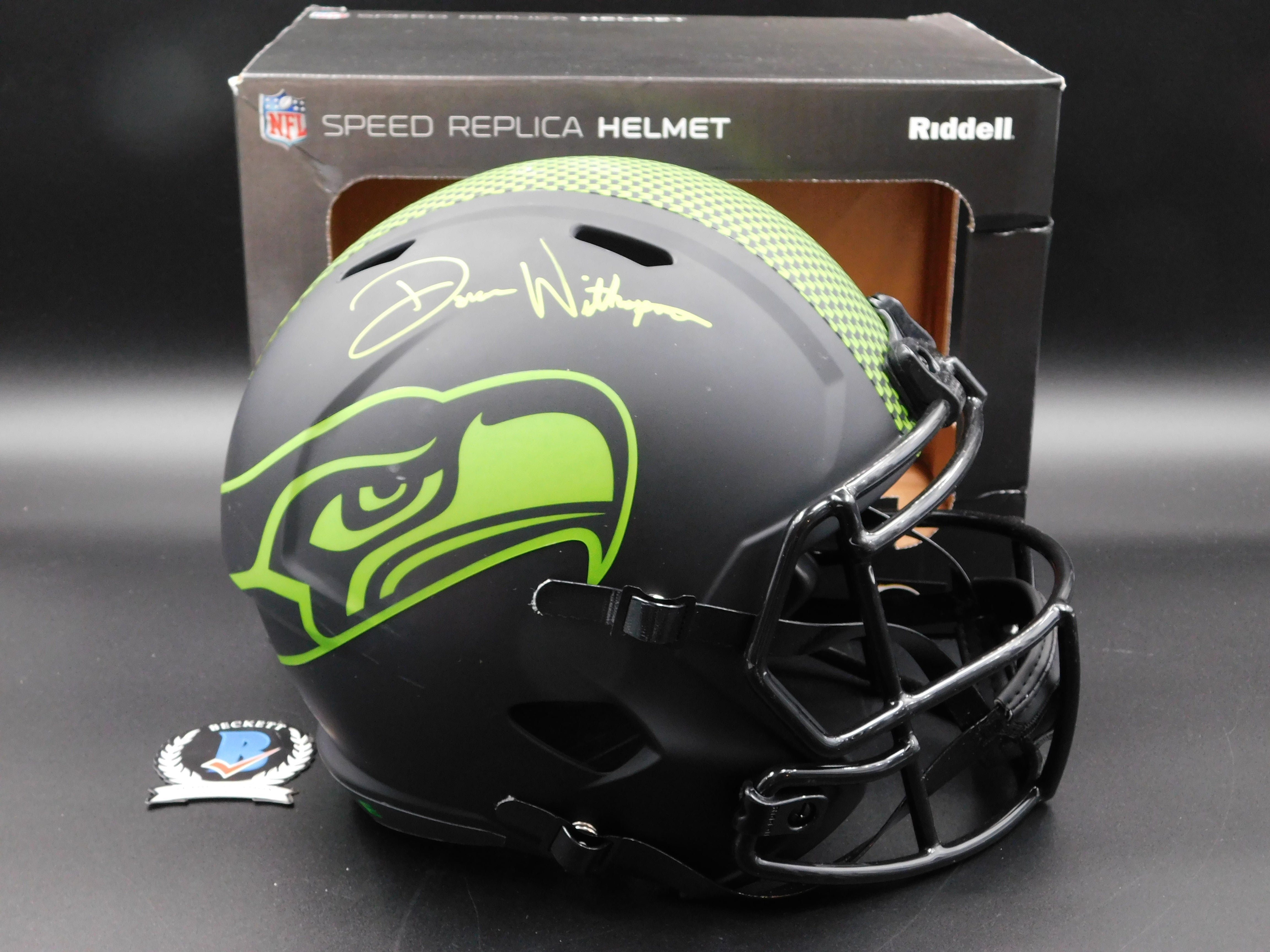 DK Metcalf Signed Eclipse Mini Helmet w/ Beckett store witnessed COA