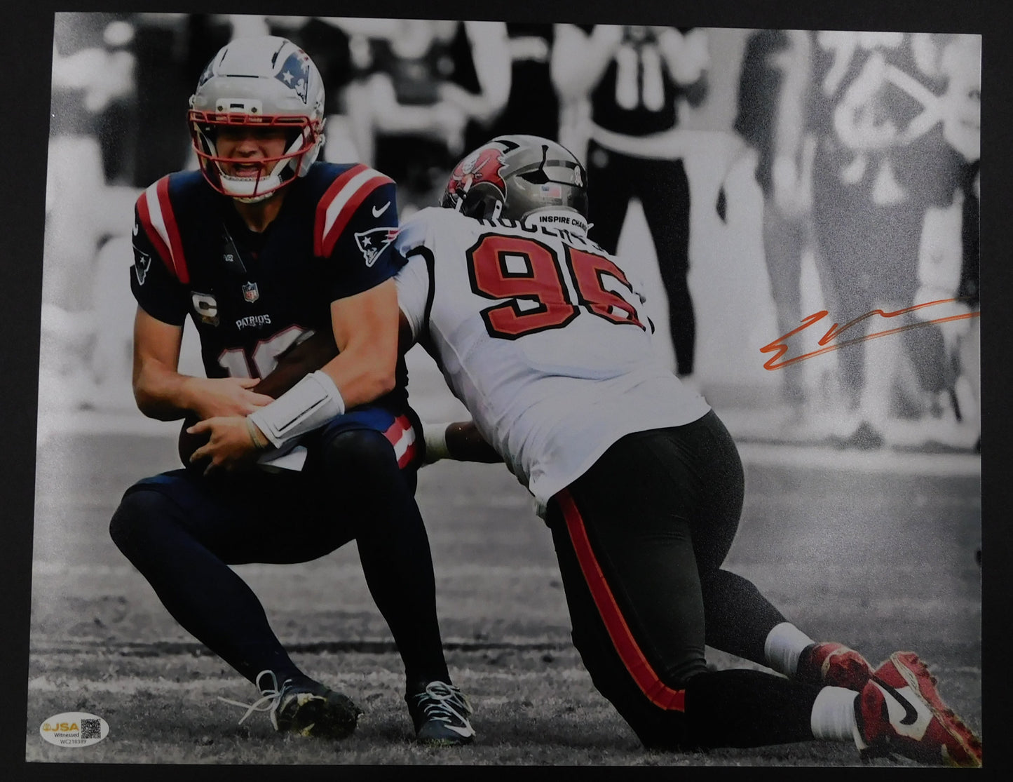 Elijah Roberts Signed Autographed 11x14 Photo Buccaneers JSA Authenticated