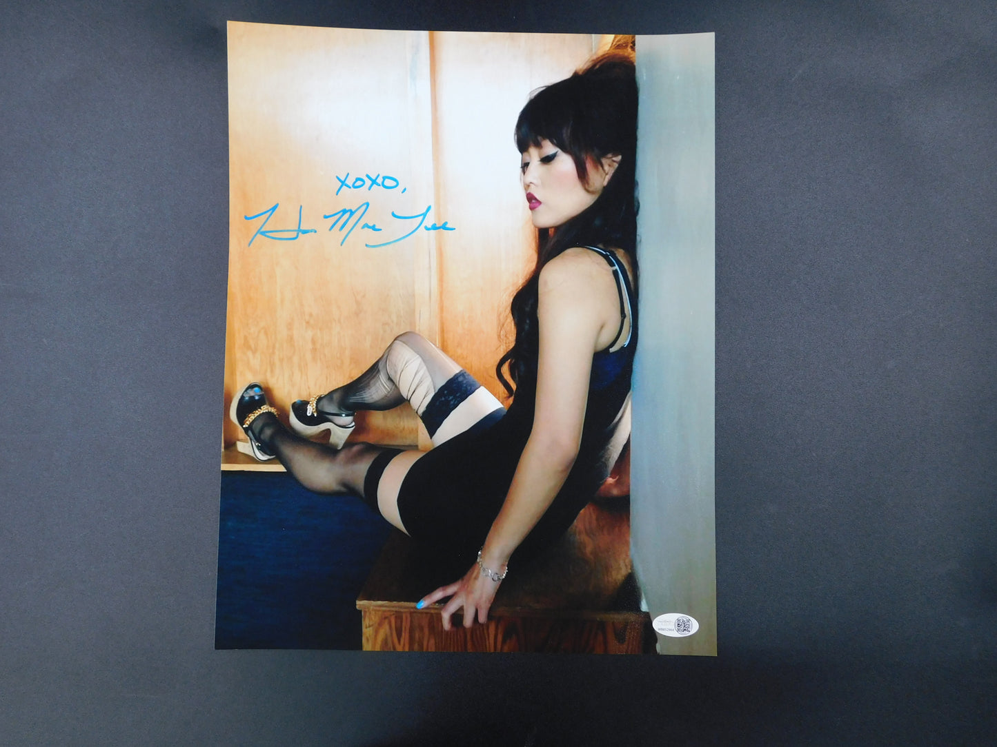 Hana Mae Lee Signed/Autographed 11x14 Photo Inscribed JSA COA Pitch Perfect