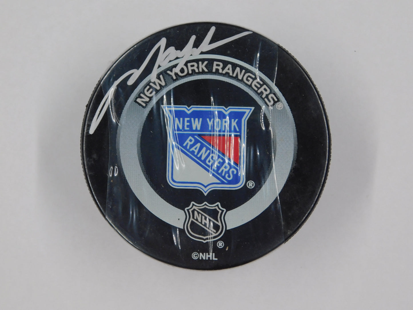 Mark Messier Signed Autographed Hockey Puck New York Rangers Steiner Sports COA