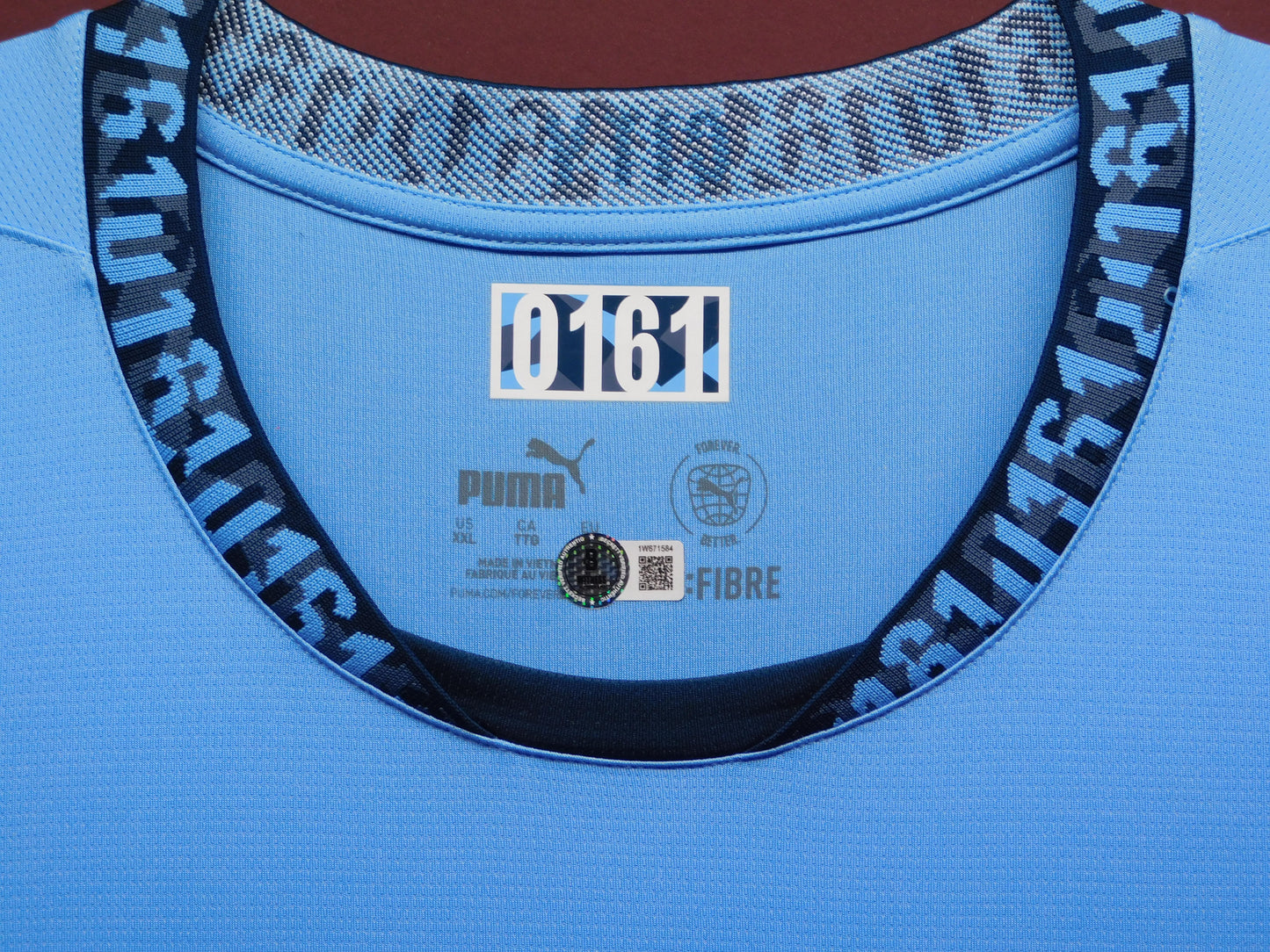 Erling Haaland Signed Autographed Framed Manchester City Jersey Beckett BAS COA