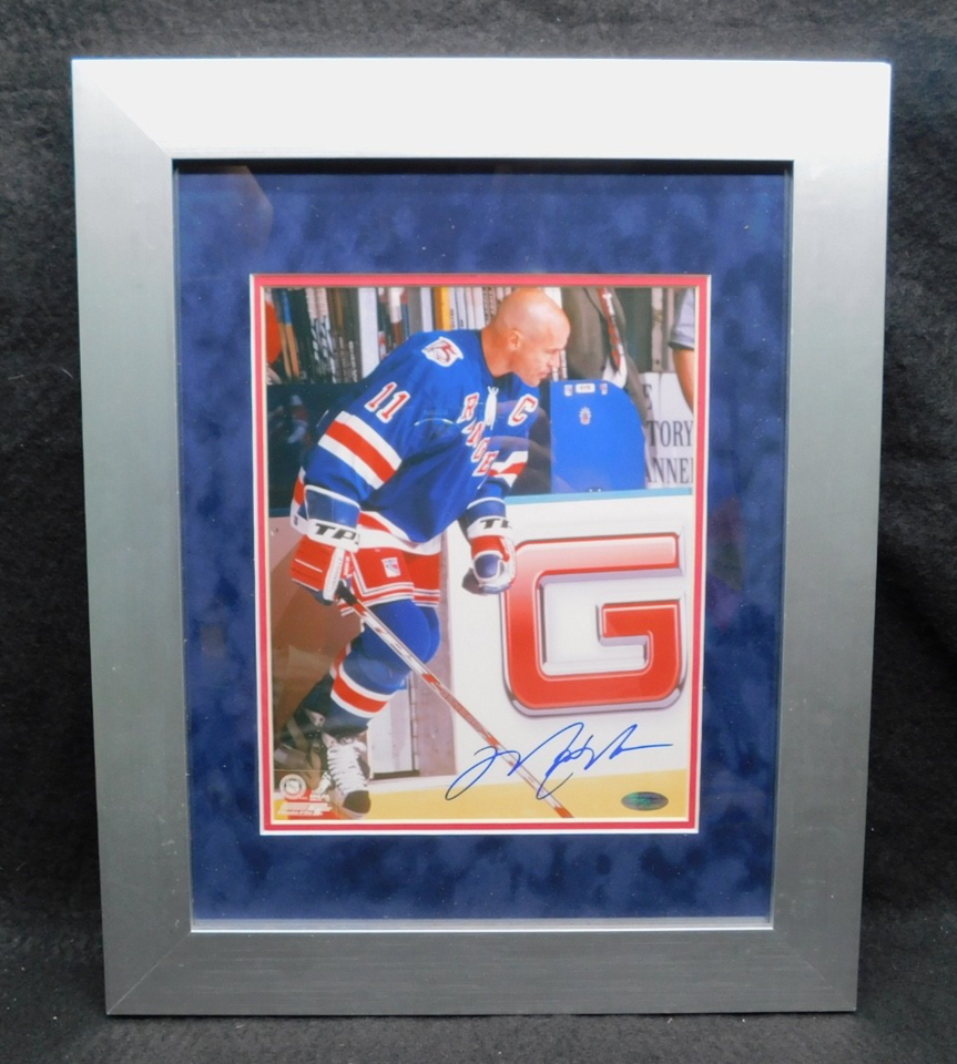 Mark Messier Signed Autographed Framed 8x10 Photo Steiner COA New York Rangers