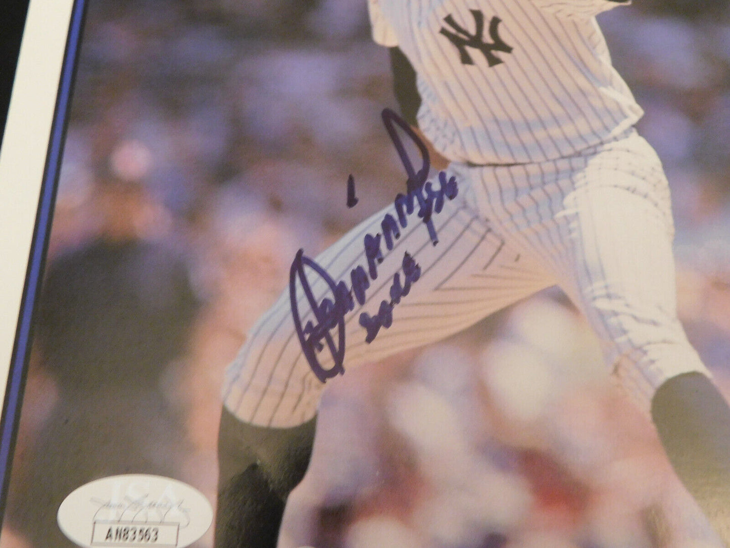 ORLANDO HERNANDEZ Signed 2000 Collectors Series 8x10 Yankees Photo JSA COA (B)