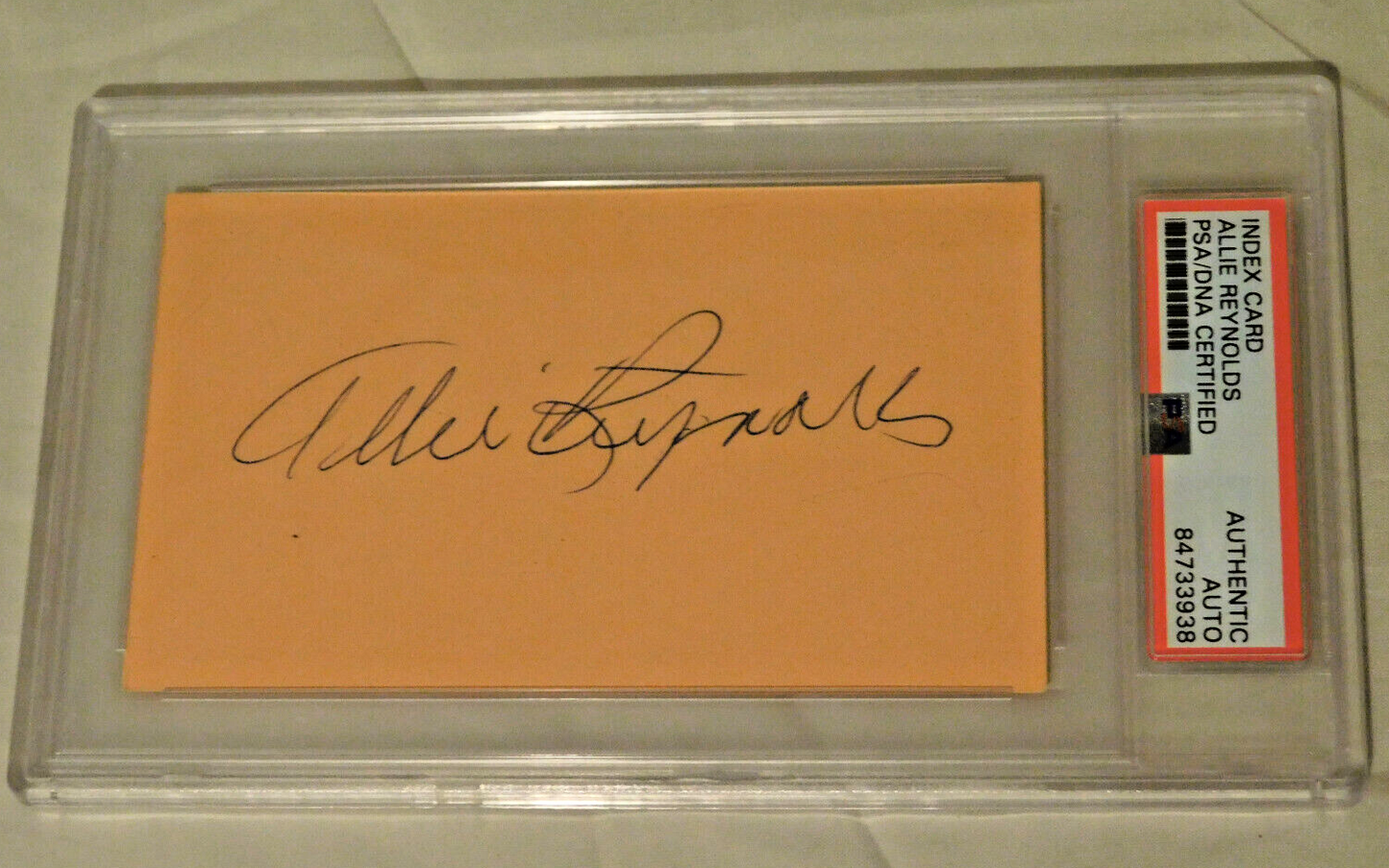 ALLIE REYNOLDS (D. 1994) SIGNED / AUTOGRAPHED INDEX CARD PSA/DNA SLABBED YANKEES