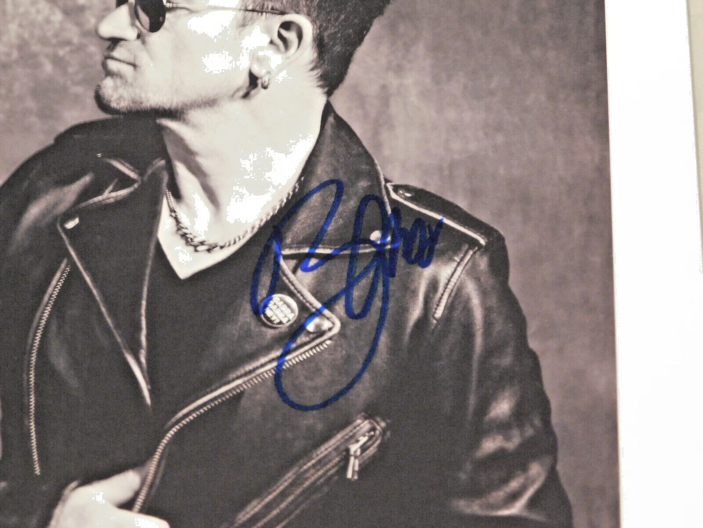 BONO Signed / Autographed 8 1/2 x 11 Photo PSA / DNA COA  U2