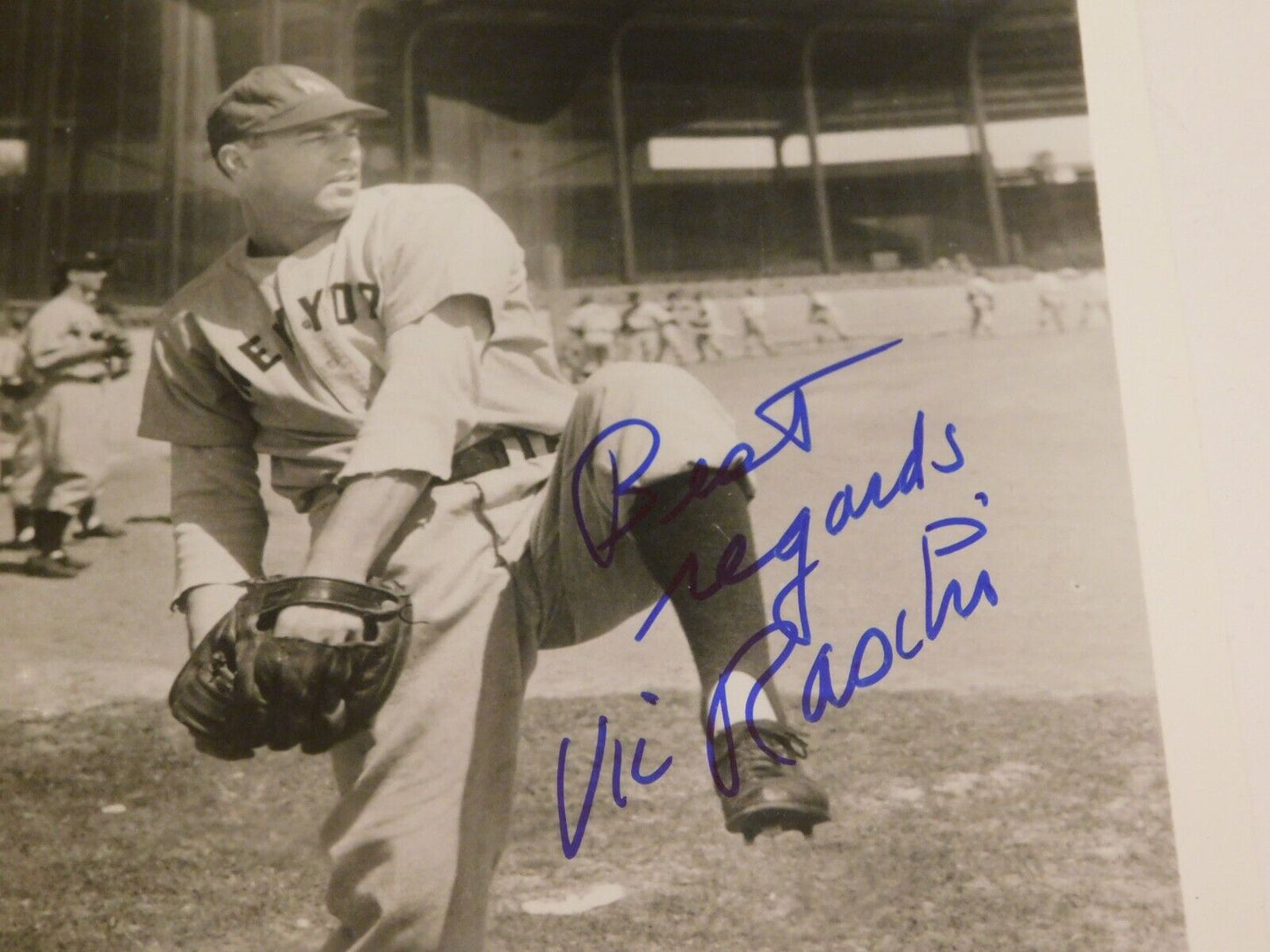 Vic Raschi Signed Autographed 8x10 Photo New York Yankees NYY JSA COA